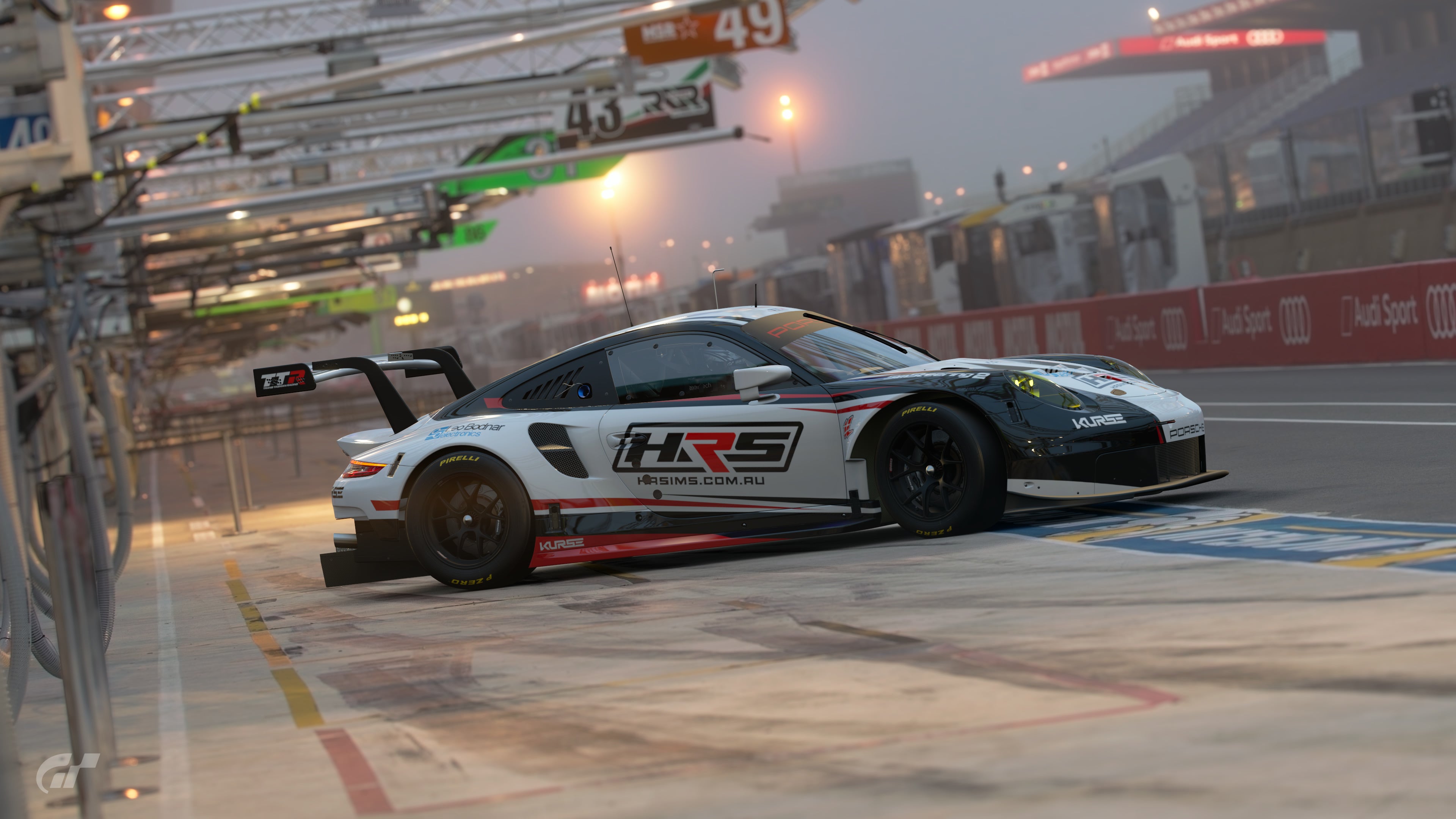 Hybrid Racing Simulations